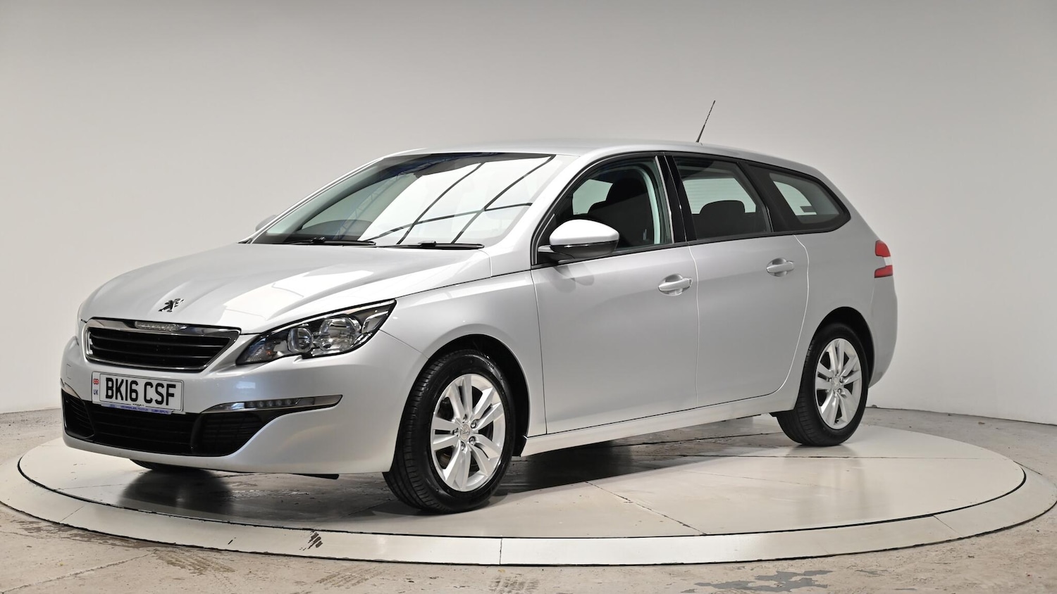 Used Peugeot 308 2016 for sale - 76728852: Photo 15