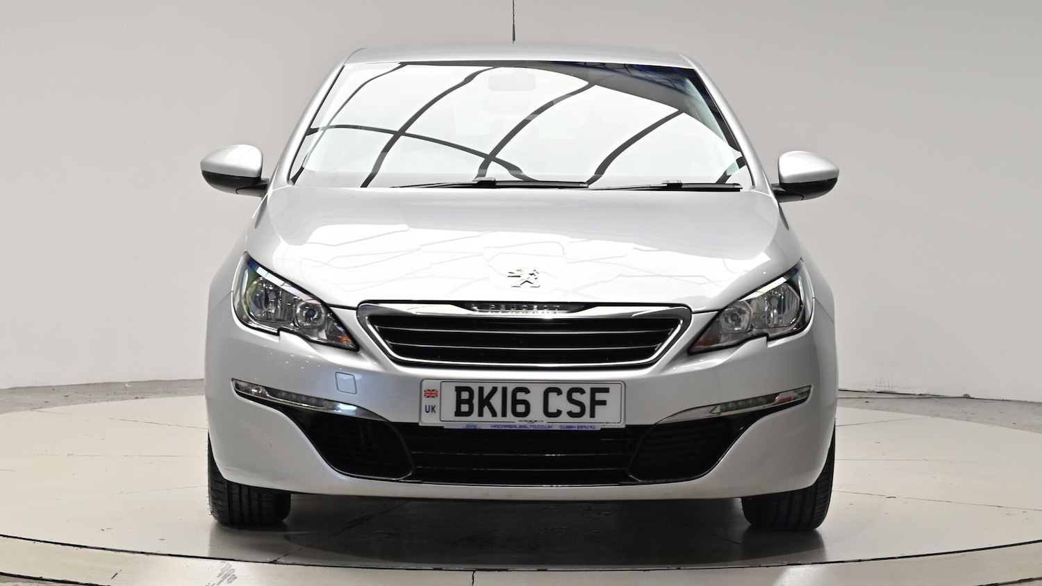 Used Peugeot 308 2016 for sale - 76728852: Photo 2