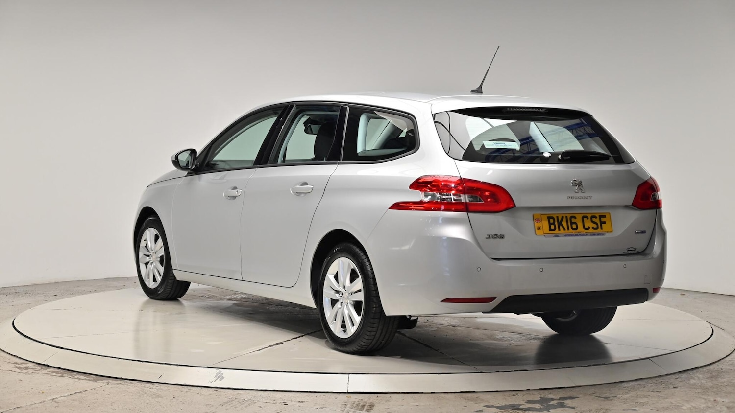 Used Peugeot 308 2016 for sale - 76728852: Photo 26