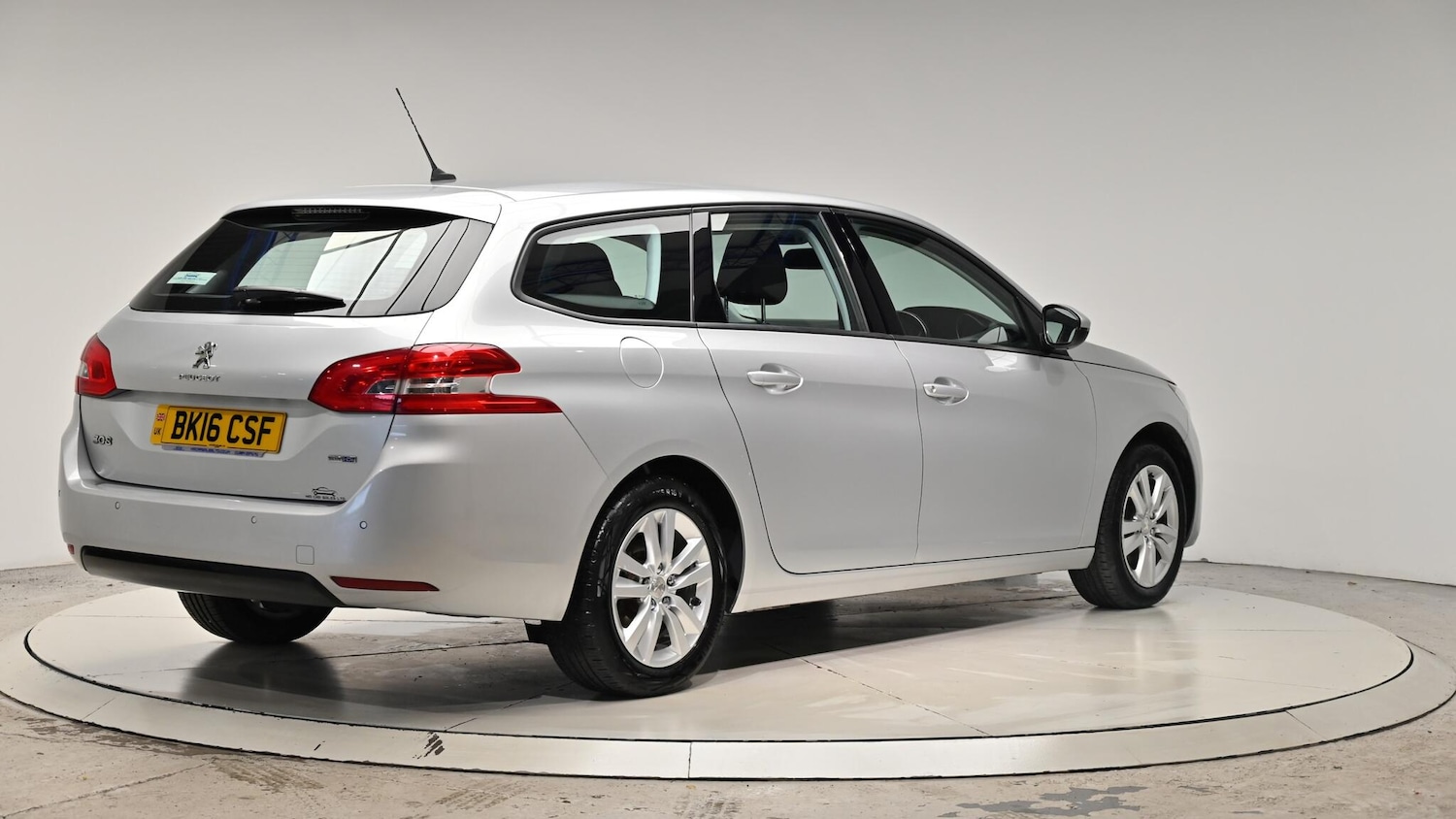 Used Peugeot 308 2016 for sale - 76728852: Photo 33