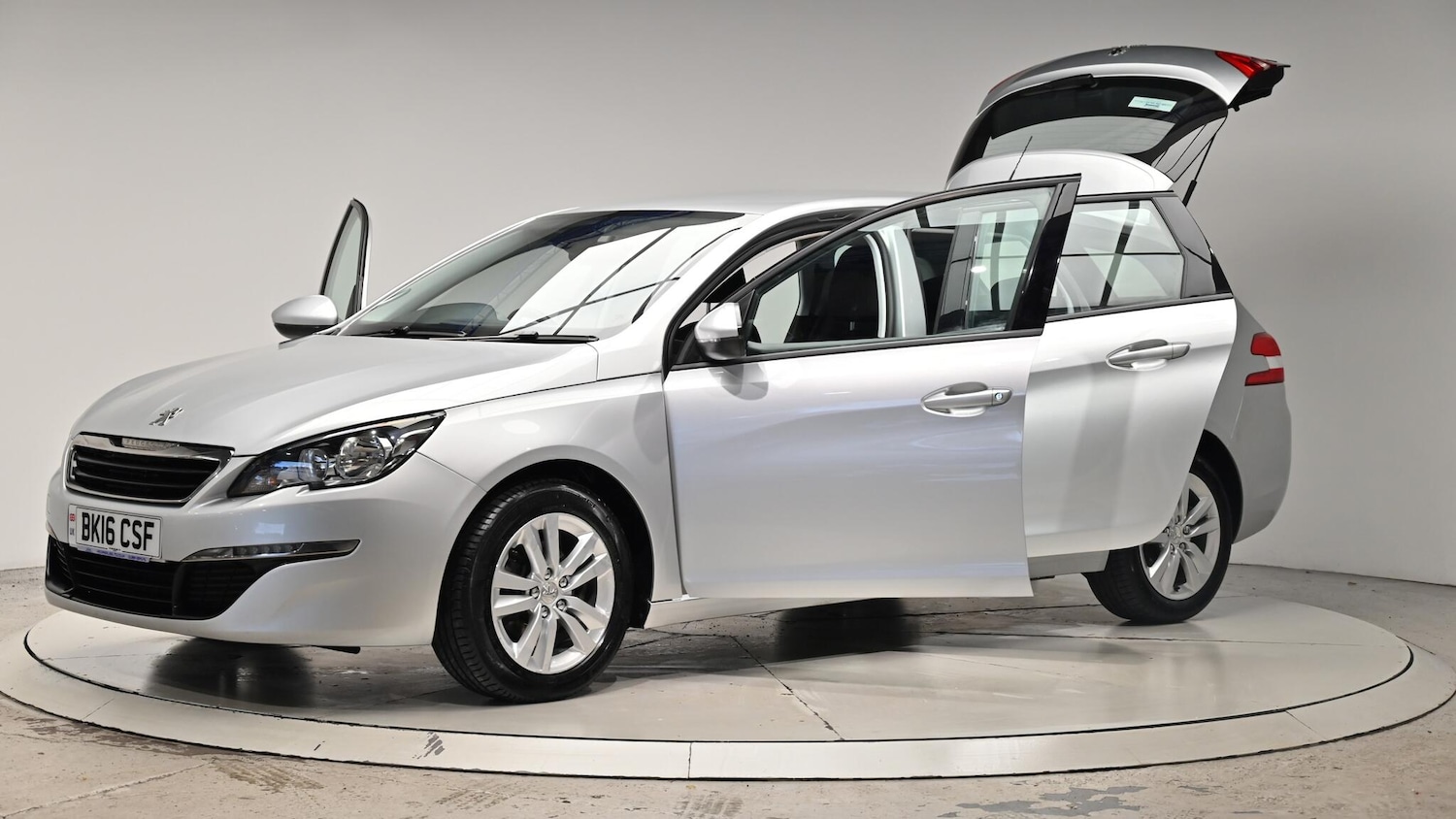 Used Peugeot 308 2016 for sale - 76728852: Photo 52