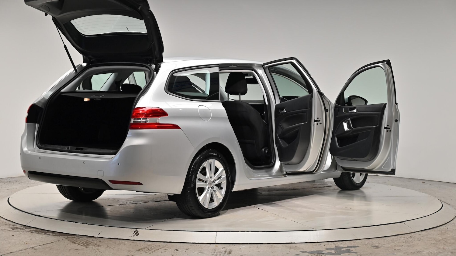 Used Peugeot 308 2016 for sale - 76728852: Photo 69