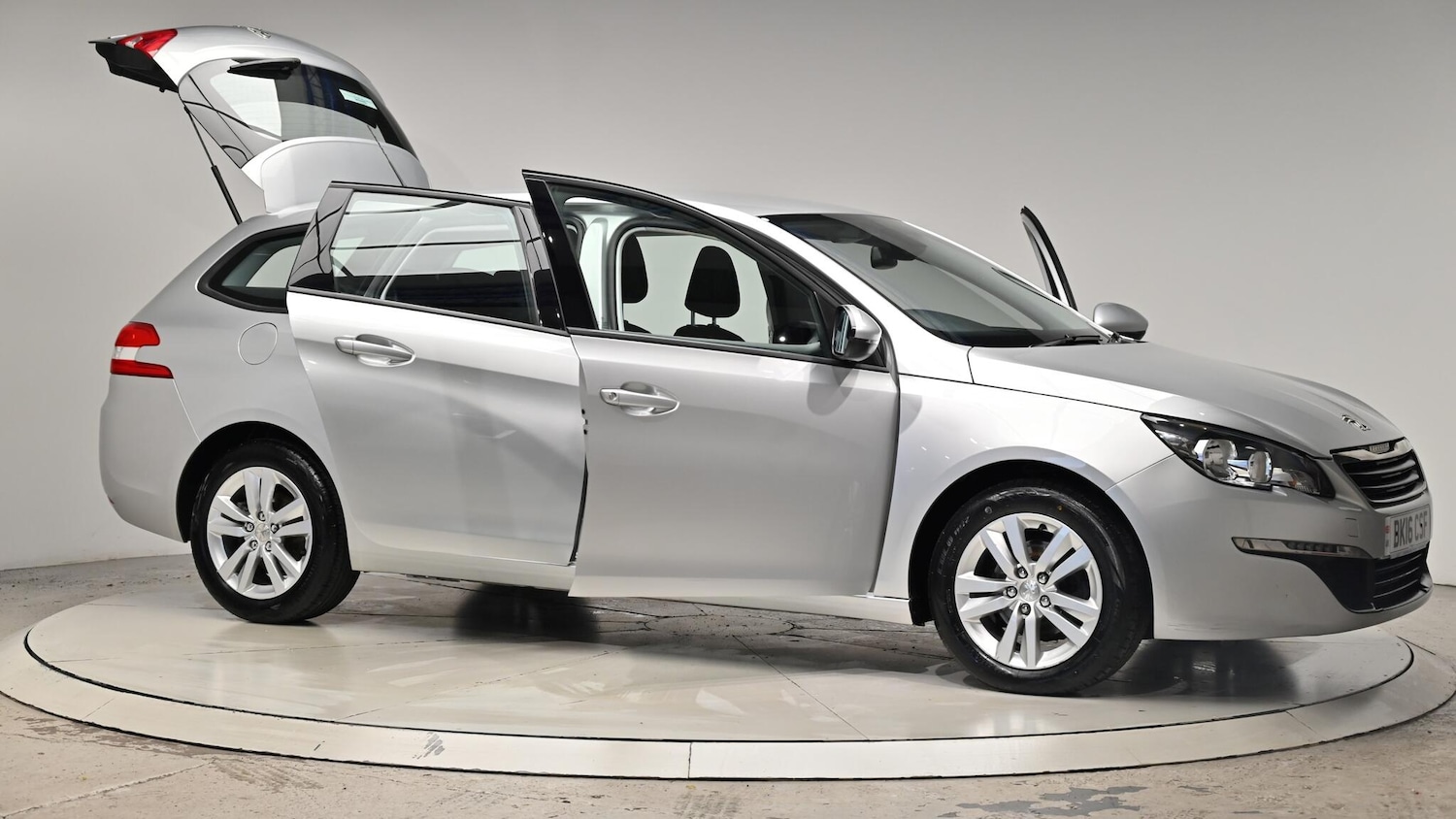 Used Peugeot 308 2016 for sale - 76728852: Photo 77