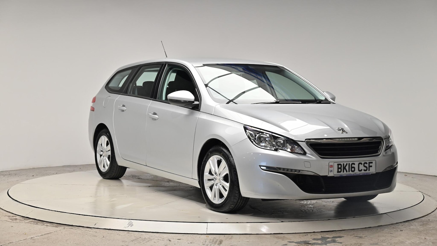 Used Peugeot 308 2016 for sale - 76728852: Photo 8