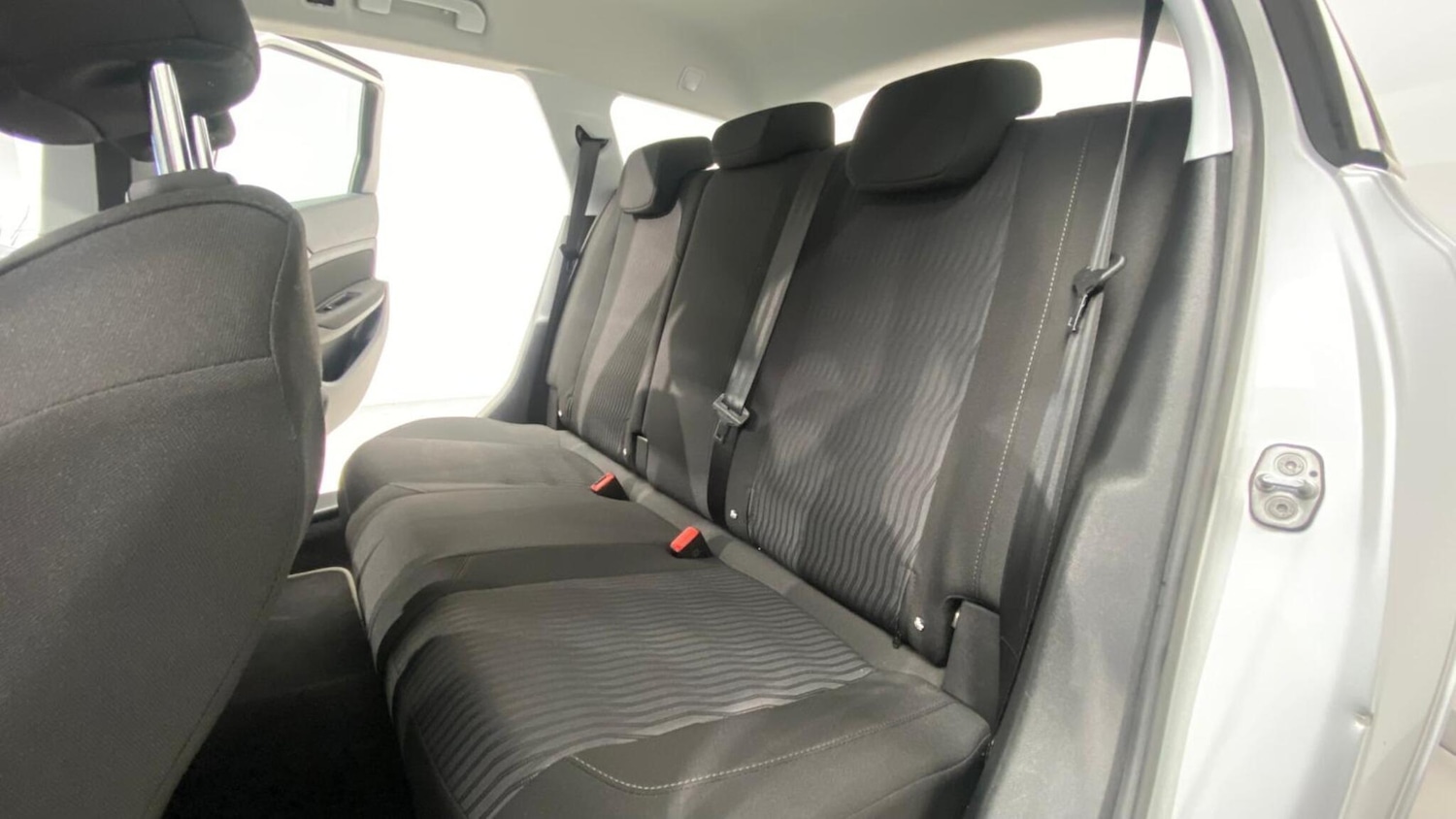 Used Peugeot 308 2016 for sale - 76728852: Photo 86