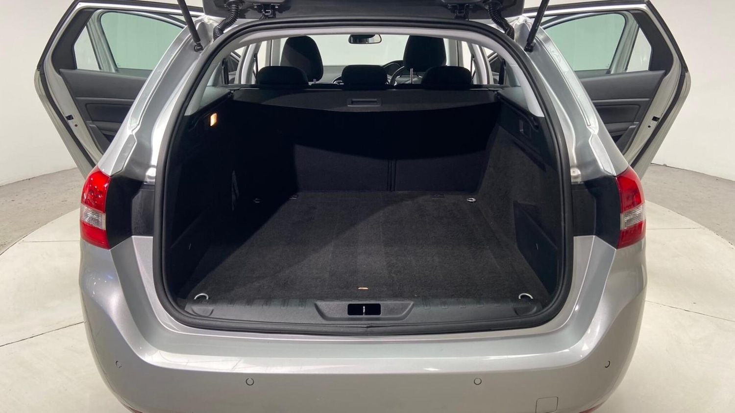 Used Peugeot 308 2016 for sale - 76728852: Photo 89