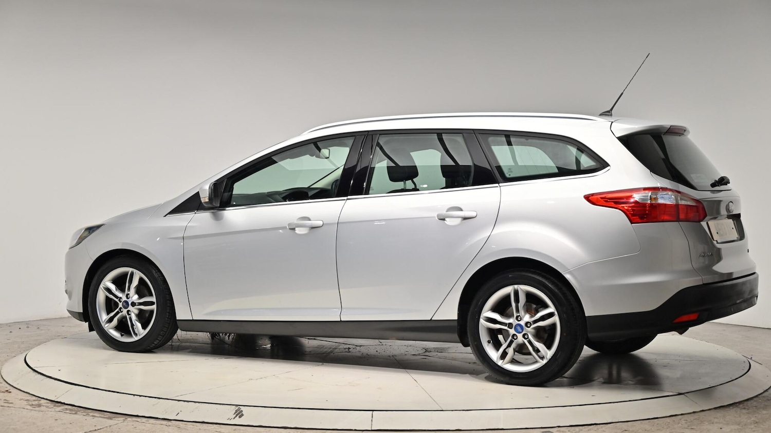 Used Ford Focus 2013 for sale - 76632987: Photo 23