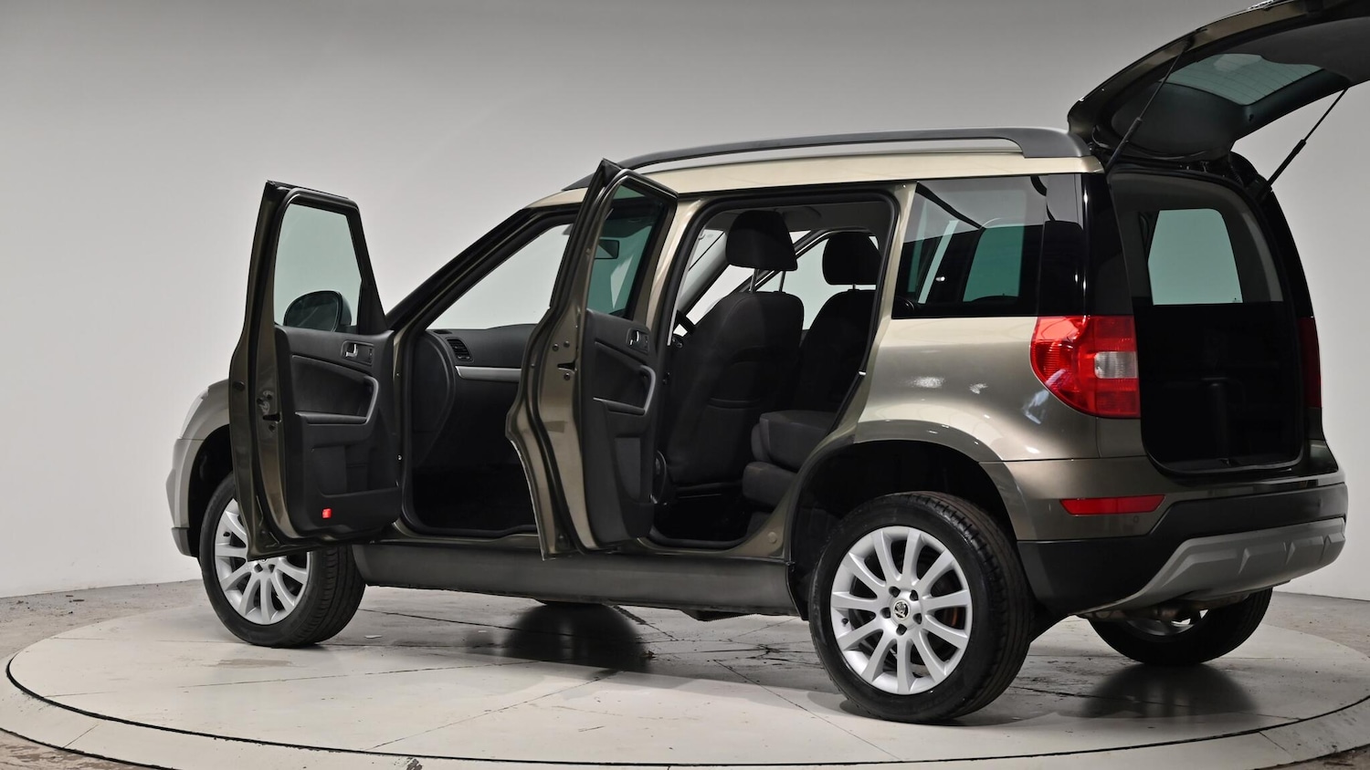 Used Skoda Yeti 2016 for sale - 76832123: Photo 60