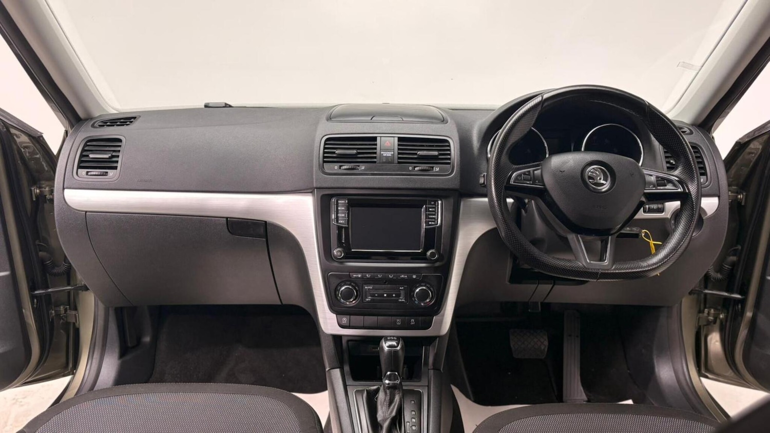 Used Skoda Yeti 2016 for sale - 76832123: Photo 87