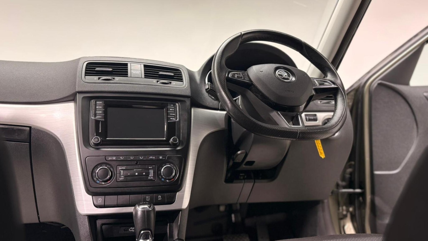 Used Skoda Yeti 2016 for sale - 76832123: Photo 88