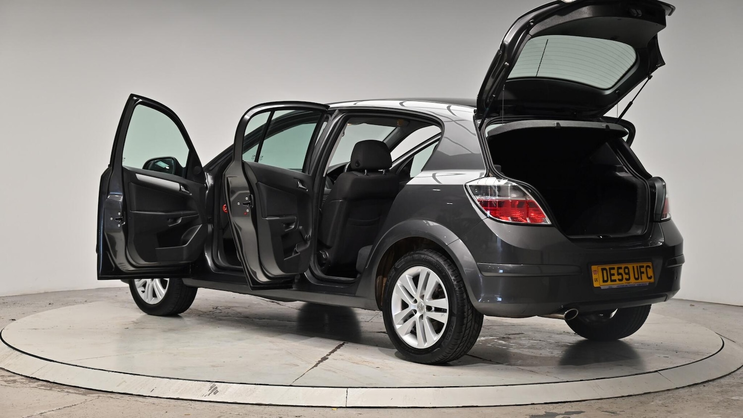 Used Vauxhall Astra for sale - 76995439: Photo 61