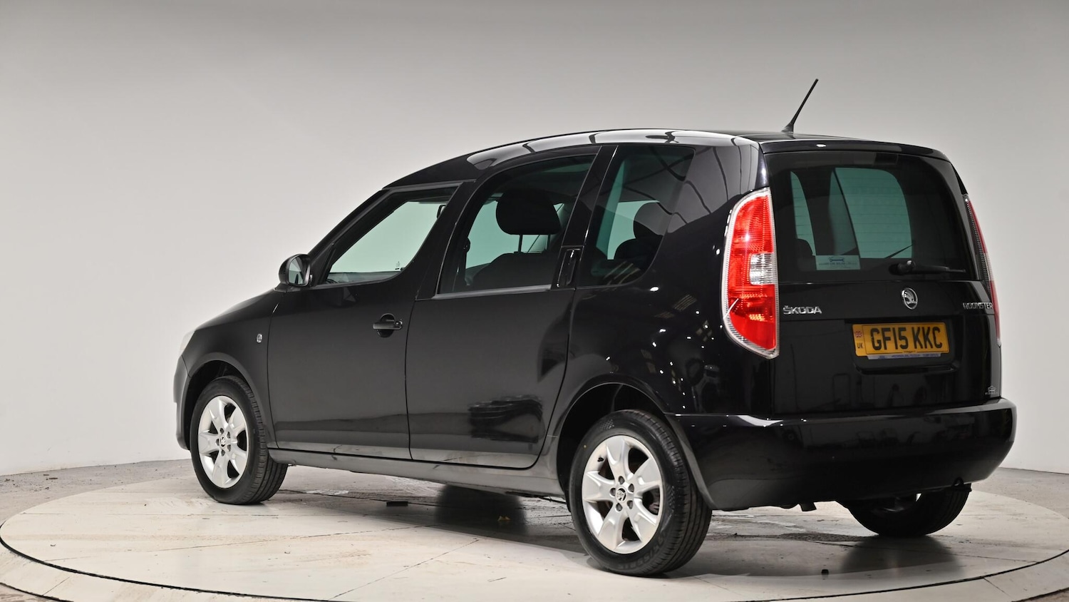 Used Skoda Roomster 2015 for sale - 76926386: Photo 25