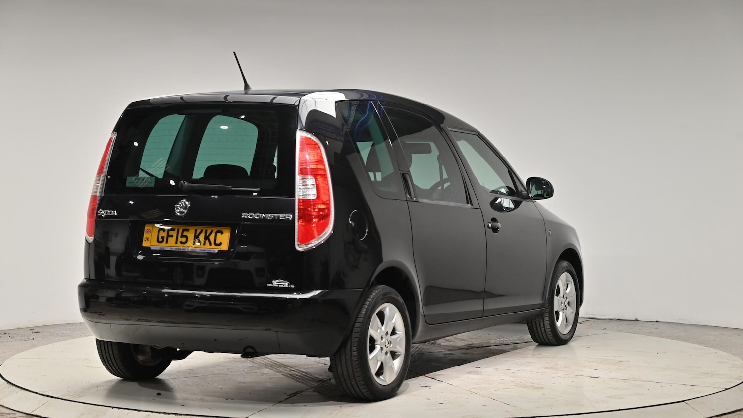 Used Skoda Roomster 2015 for sale - 76926386: Photo 32