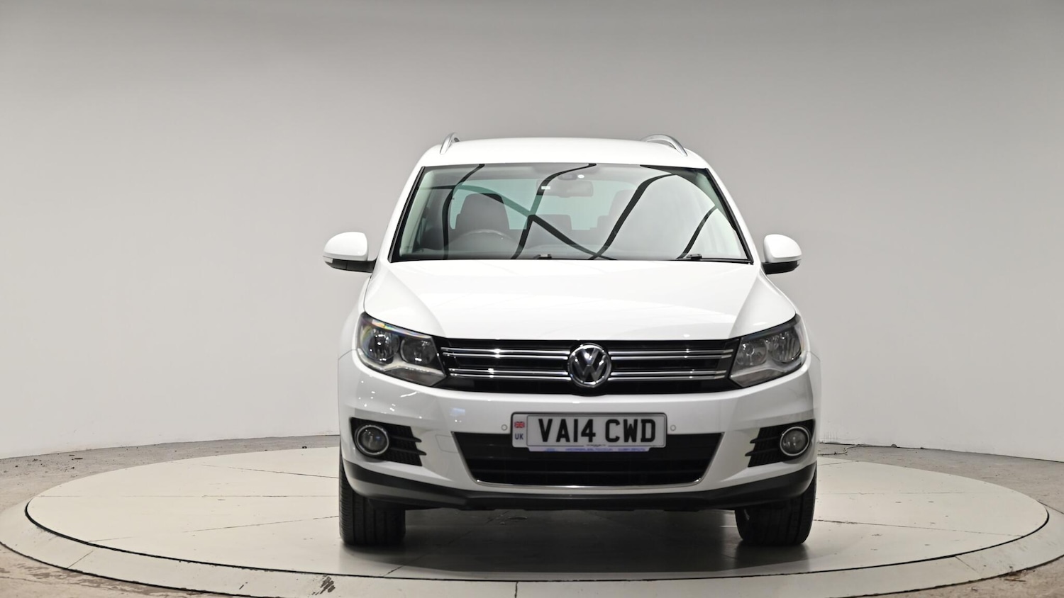 Used Volkswagen Tiguan 2014 for sale - 76832852: Photo 11