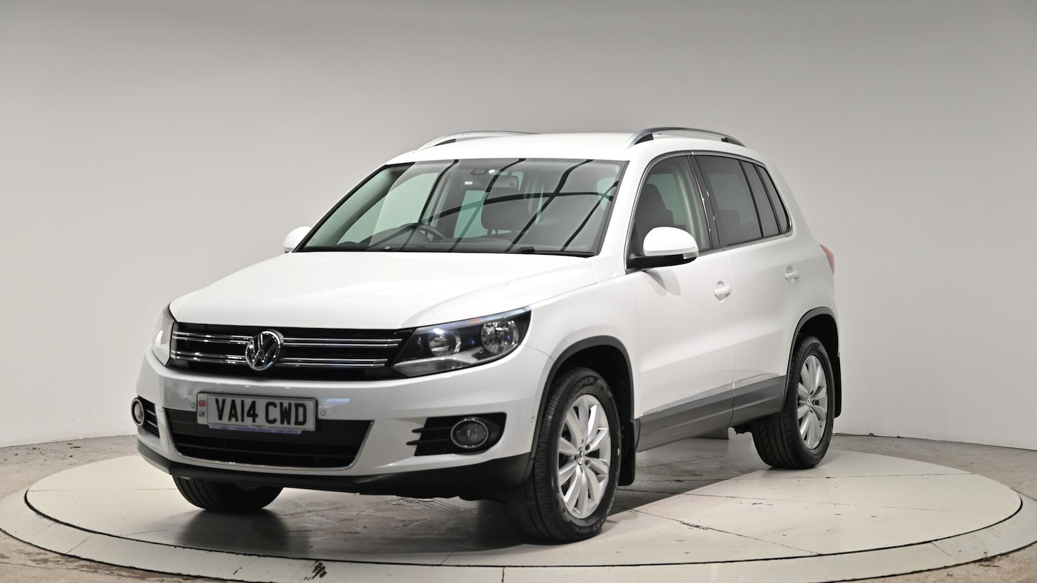 Used Volkswagen Tiguan 2014 for sale - 76832852: Photo 14