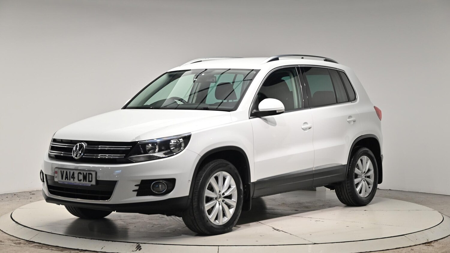 Used Volkswagen Tiguan 2014 for sale - 76832852: Photo 15