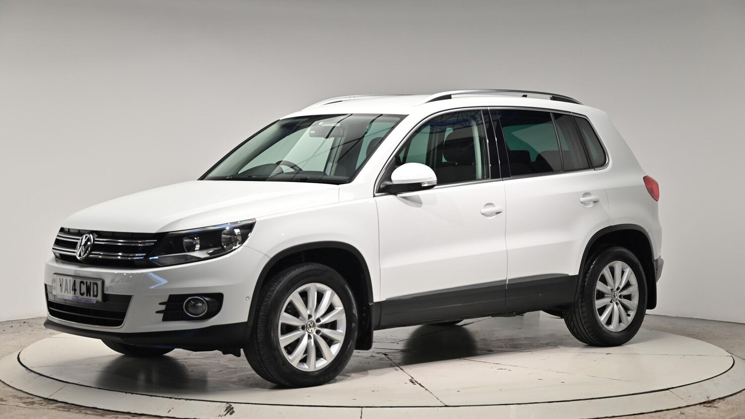 Used Volkswagen Tiguan 2014 for sale - 76832852: Photo 16