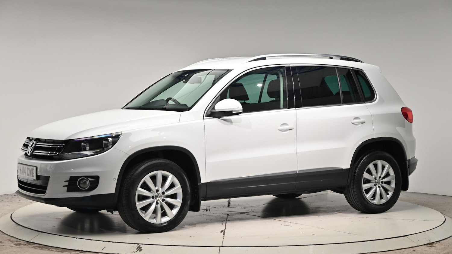 Used Volkswagen Tiguan 2014 for sale - 76832852: Photo 17