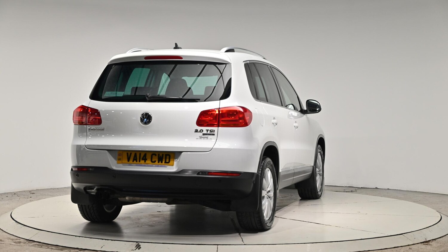 Used Volkswagen Tiguan 2014 for sale - 76832852: Photo 31