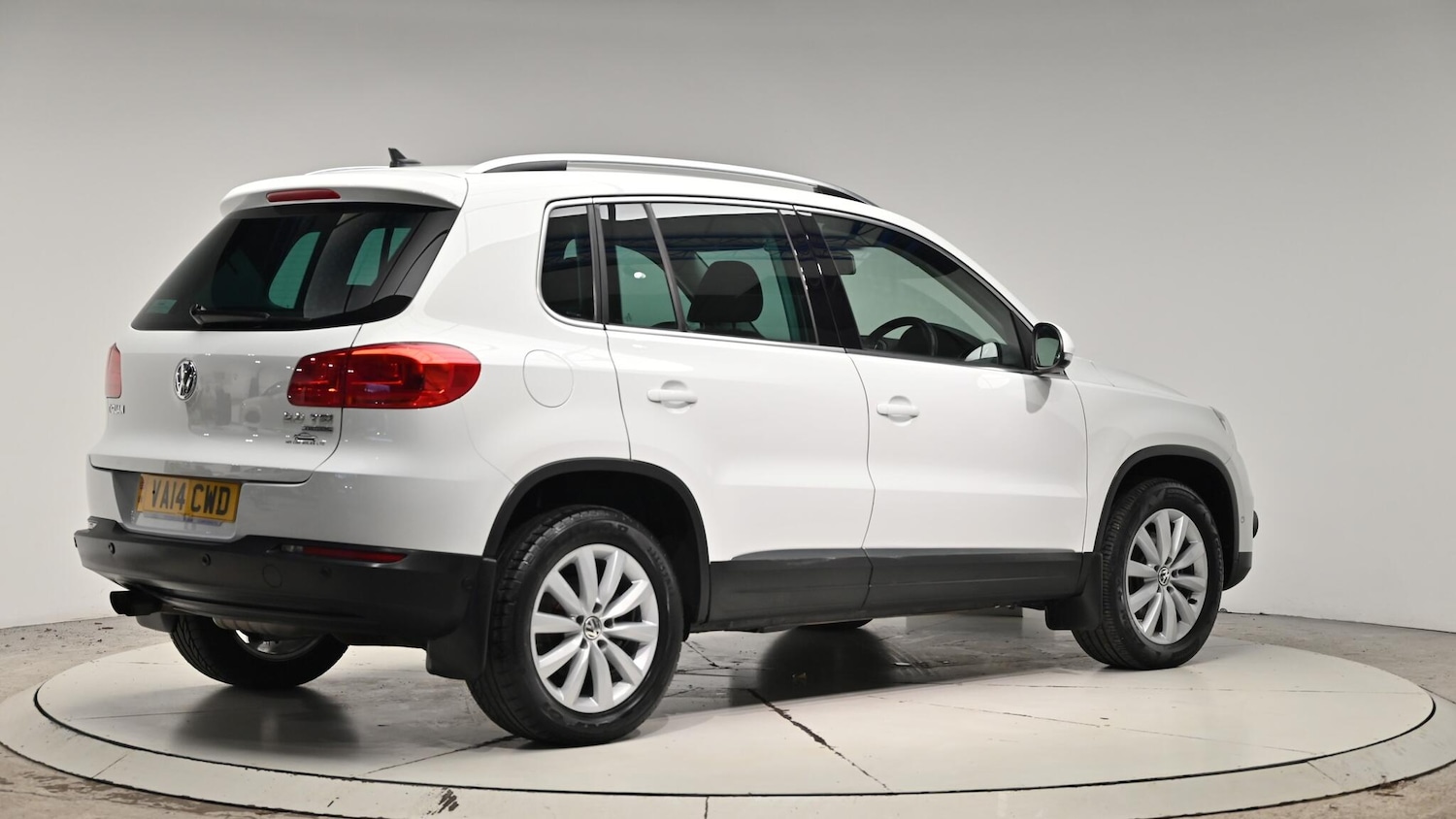 Used Volkswagen Tiguan 2014 for sale - 76832852: Photo 34