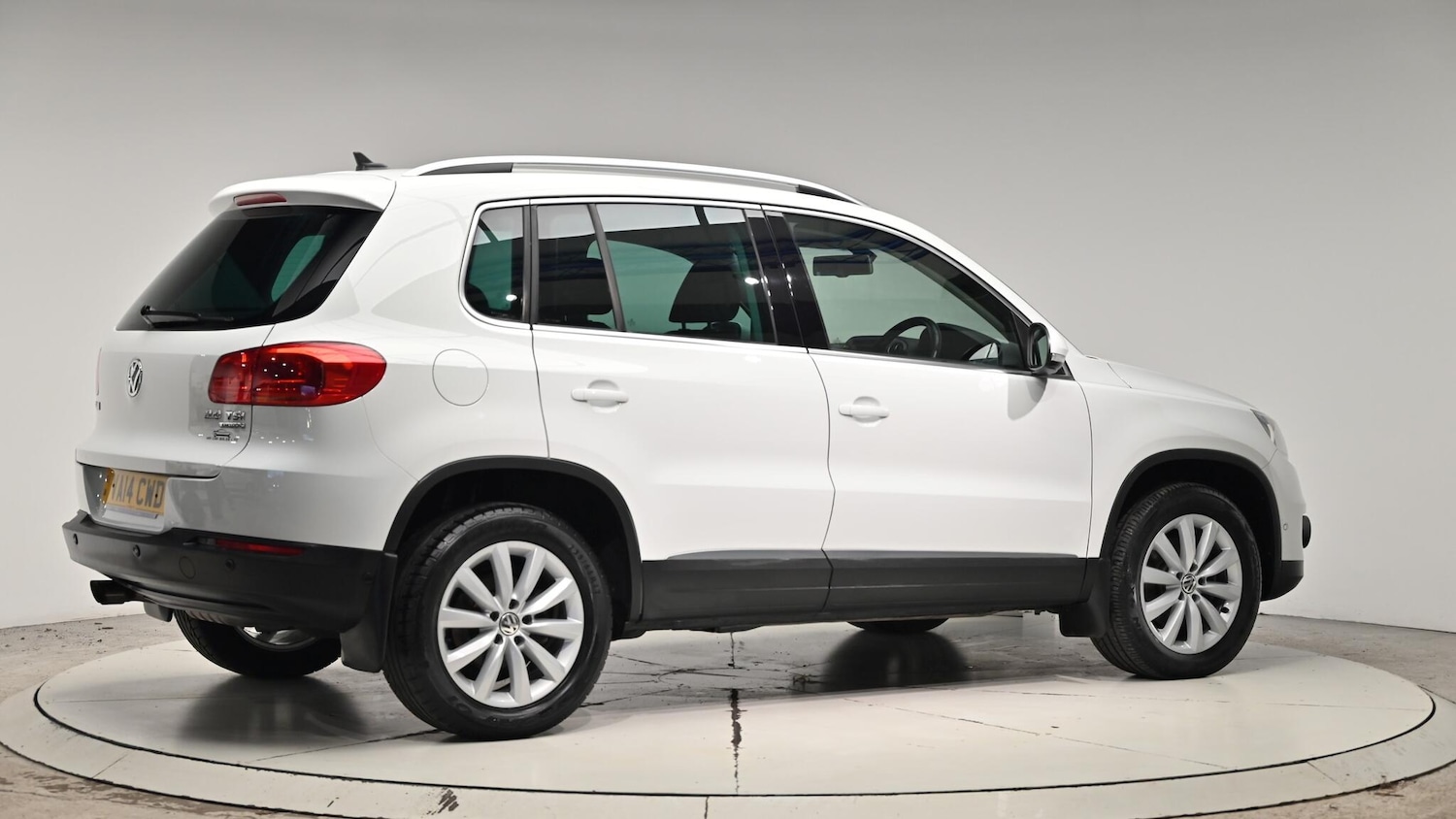 Used Volkswagen Tiguan 2014 for sale - 76832852: Photo 35