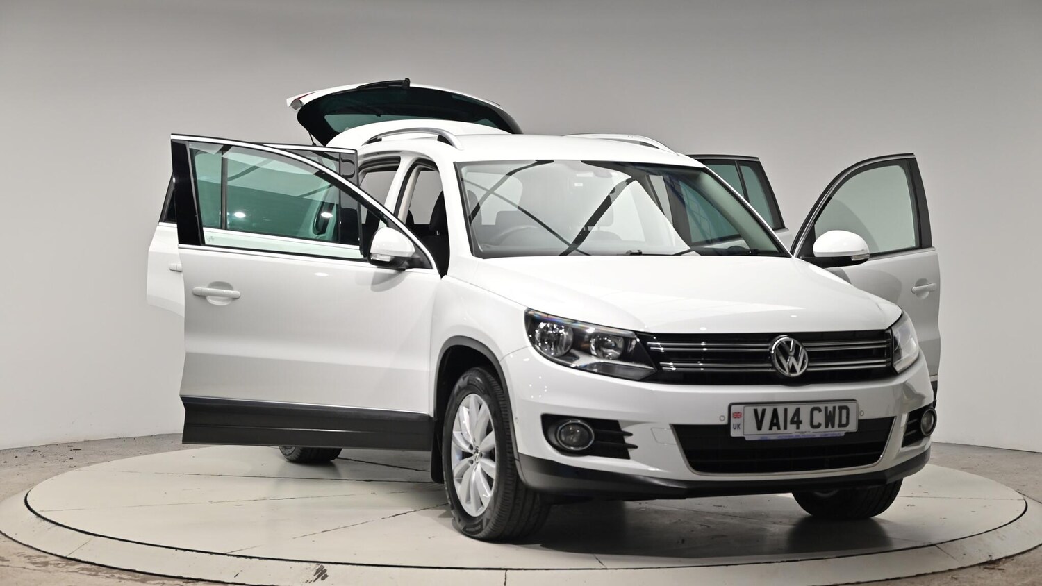 Used Volkswagen Tiguan 2014 for sale - 76832852: Photo 45