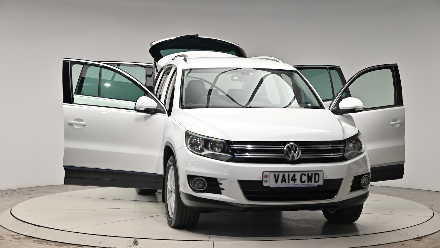 Used Volkswagen Tiguan 2014 for sale - 76832852: Photo 46