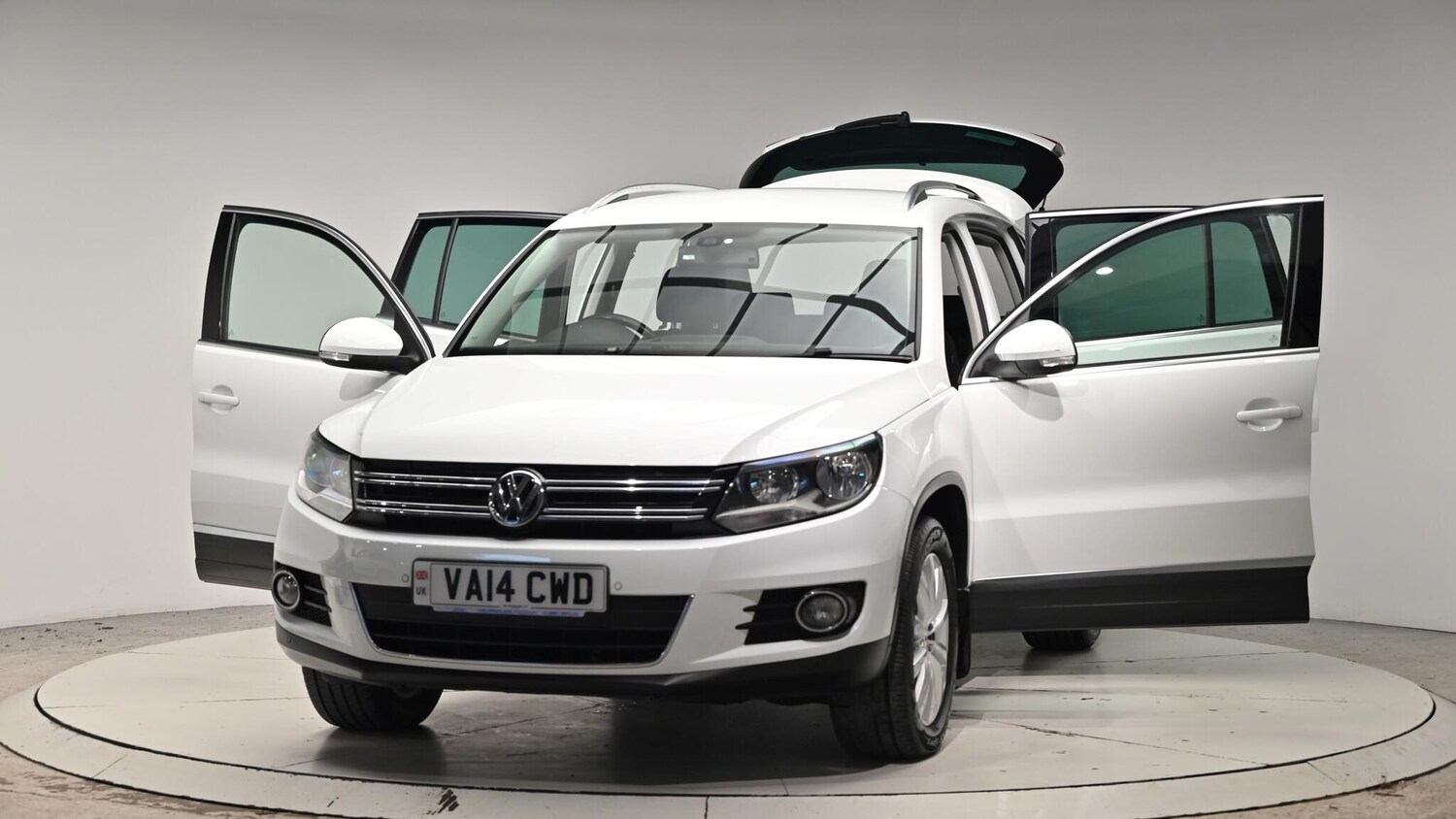 Used Volkswagen Tiguan 2014 for sale - 76832852: Photo 49