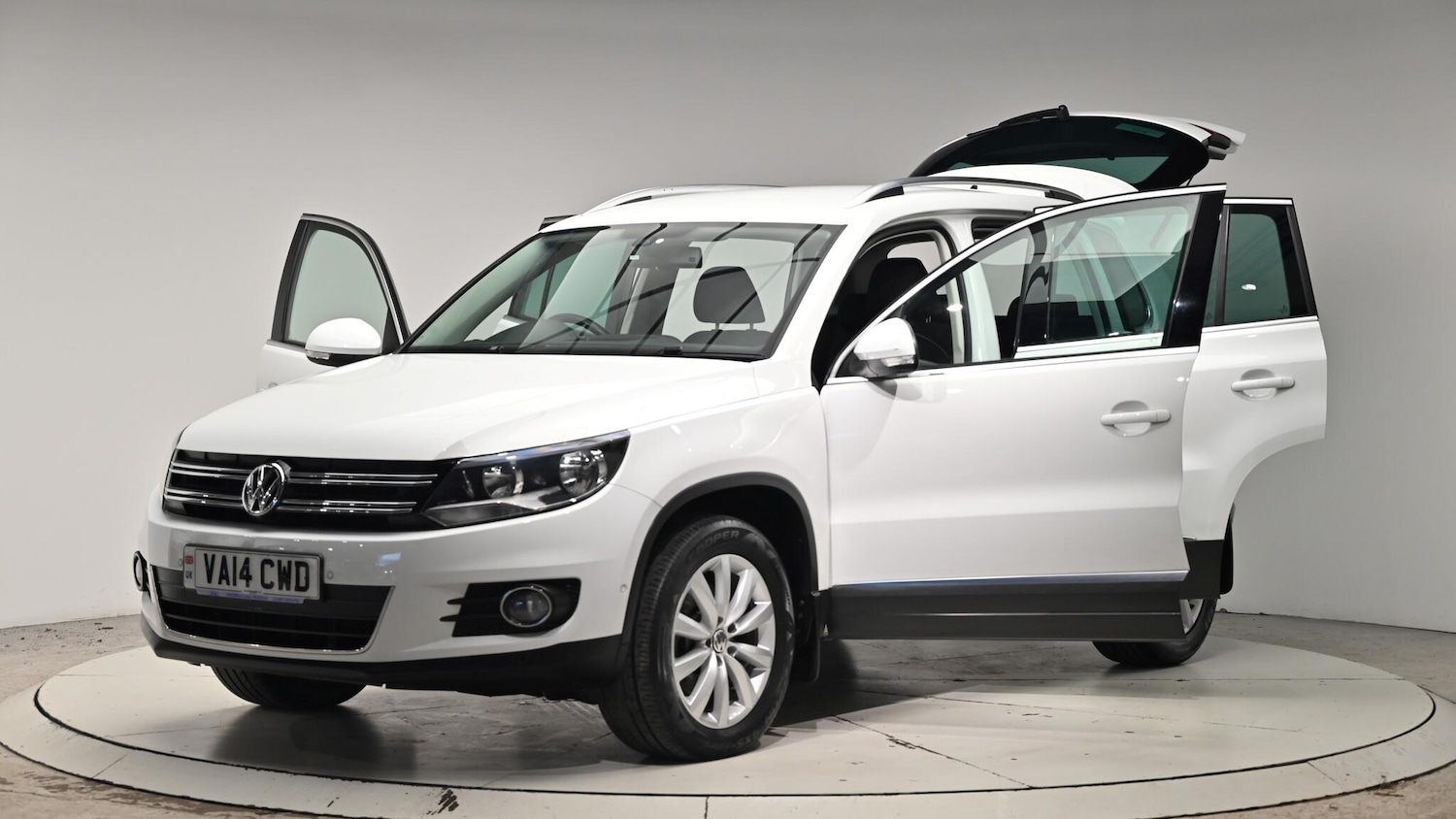 Used Volkswagen Tiguan 2014 for sale - 76832852: Photo 51