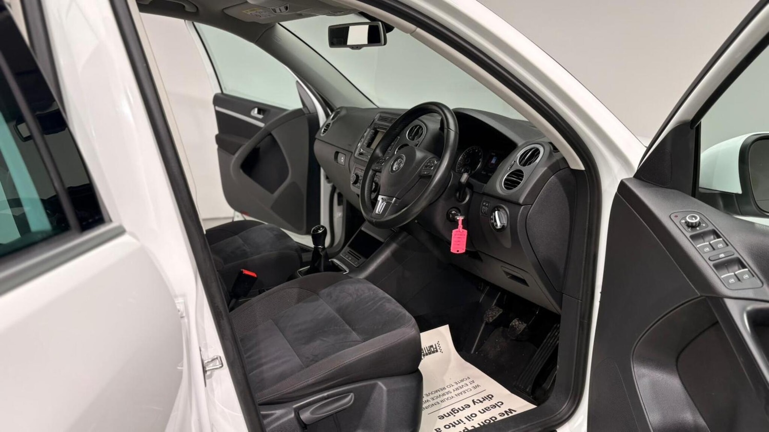 Used Volkswagen Tiguan 2014 for sale - 76832852: Photo 79