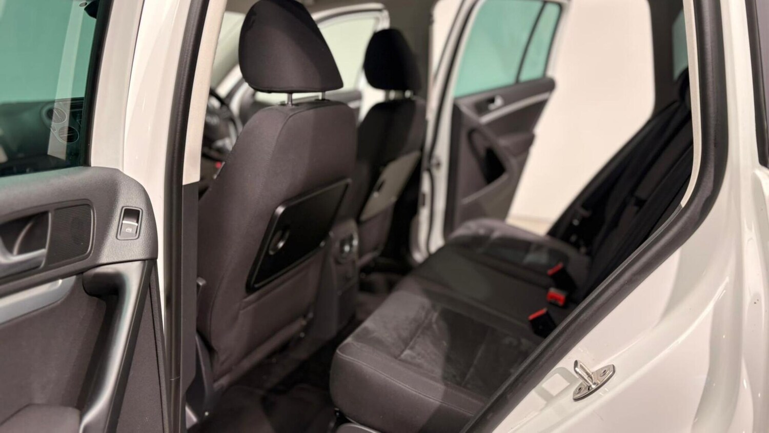 Used Volkswagen Tiguan 2014 for sale - 76832852: Photo 82