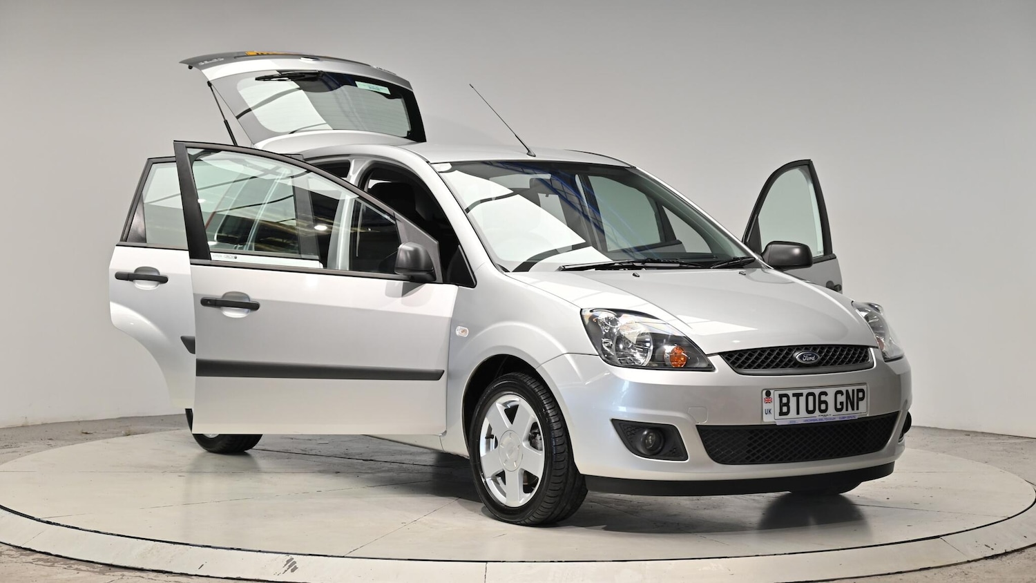 Vehicle 44