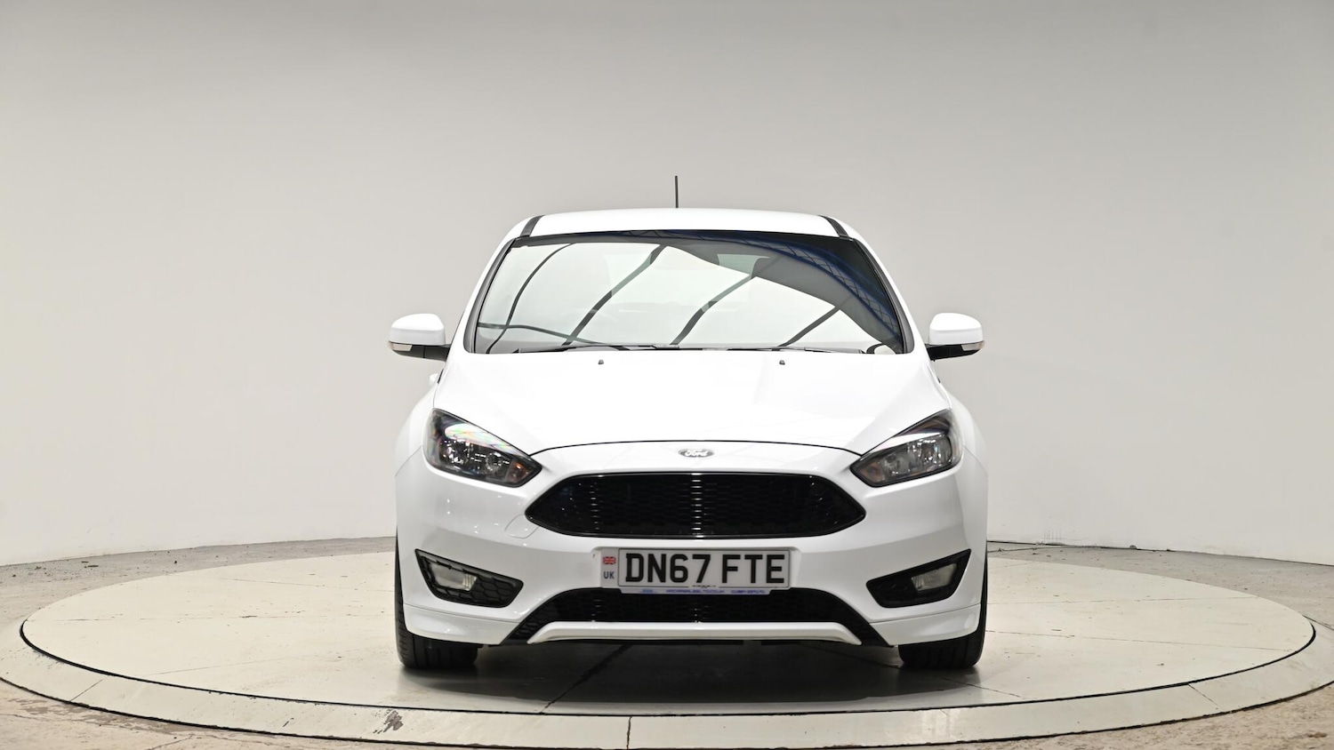 Used Ford Focus 2017 for sale - 77039701: Photo 11