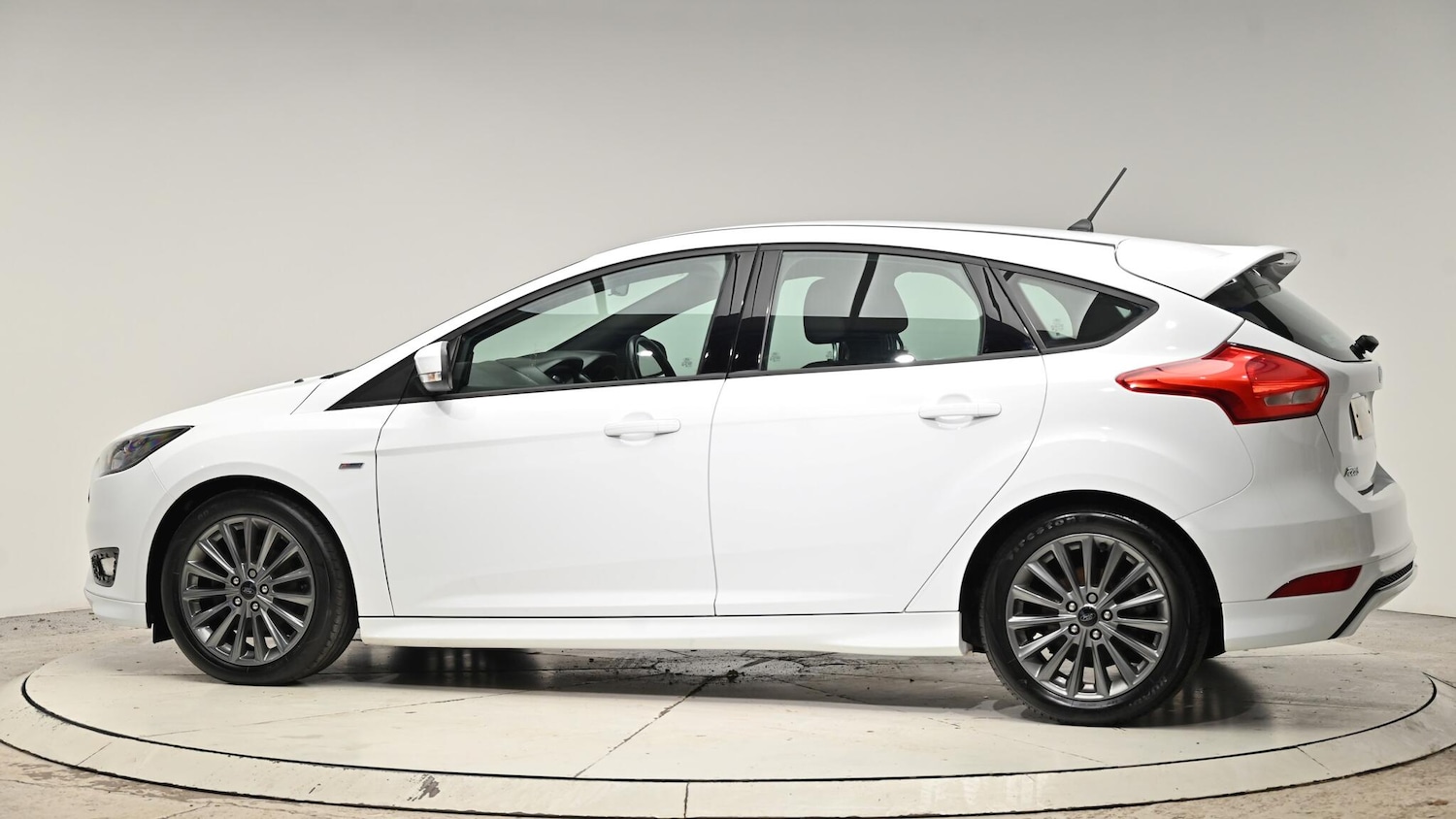 Used Ford Focus 2017 for sale - 77039701: Photo 22
