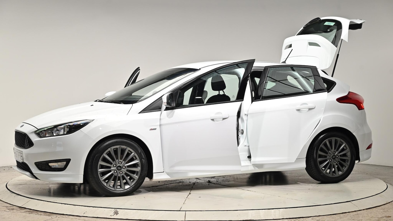 Used Ford Focus 2017 for sale - 77039701: Photo 54