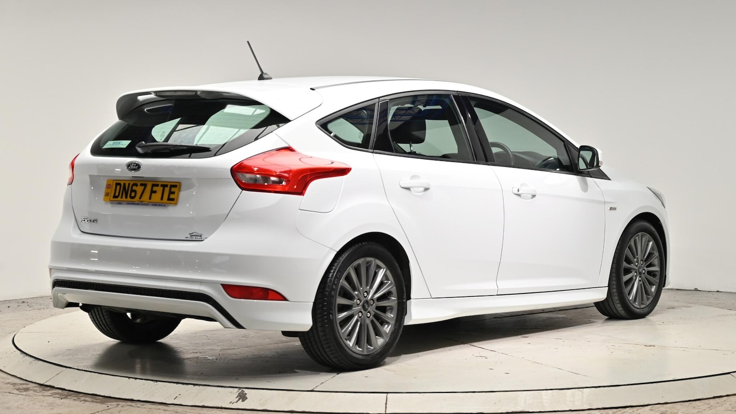 Used Ford Focus 2017 for sale - 77039701: Photo 6