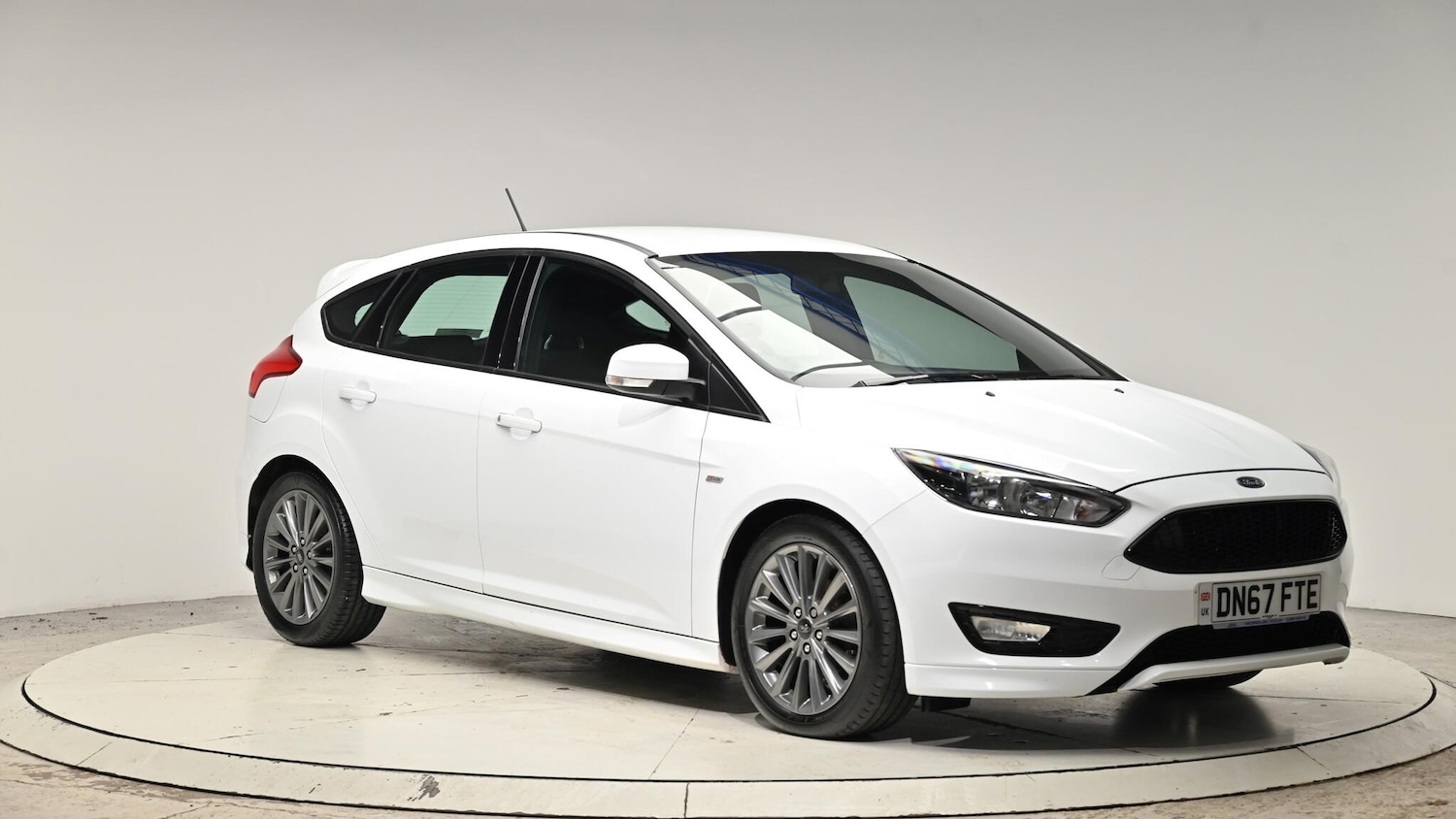 Used Ford Focus 2017 for sale - 77039701: Photo 7