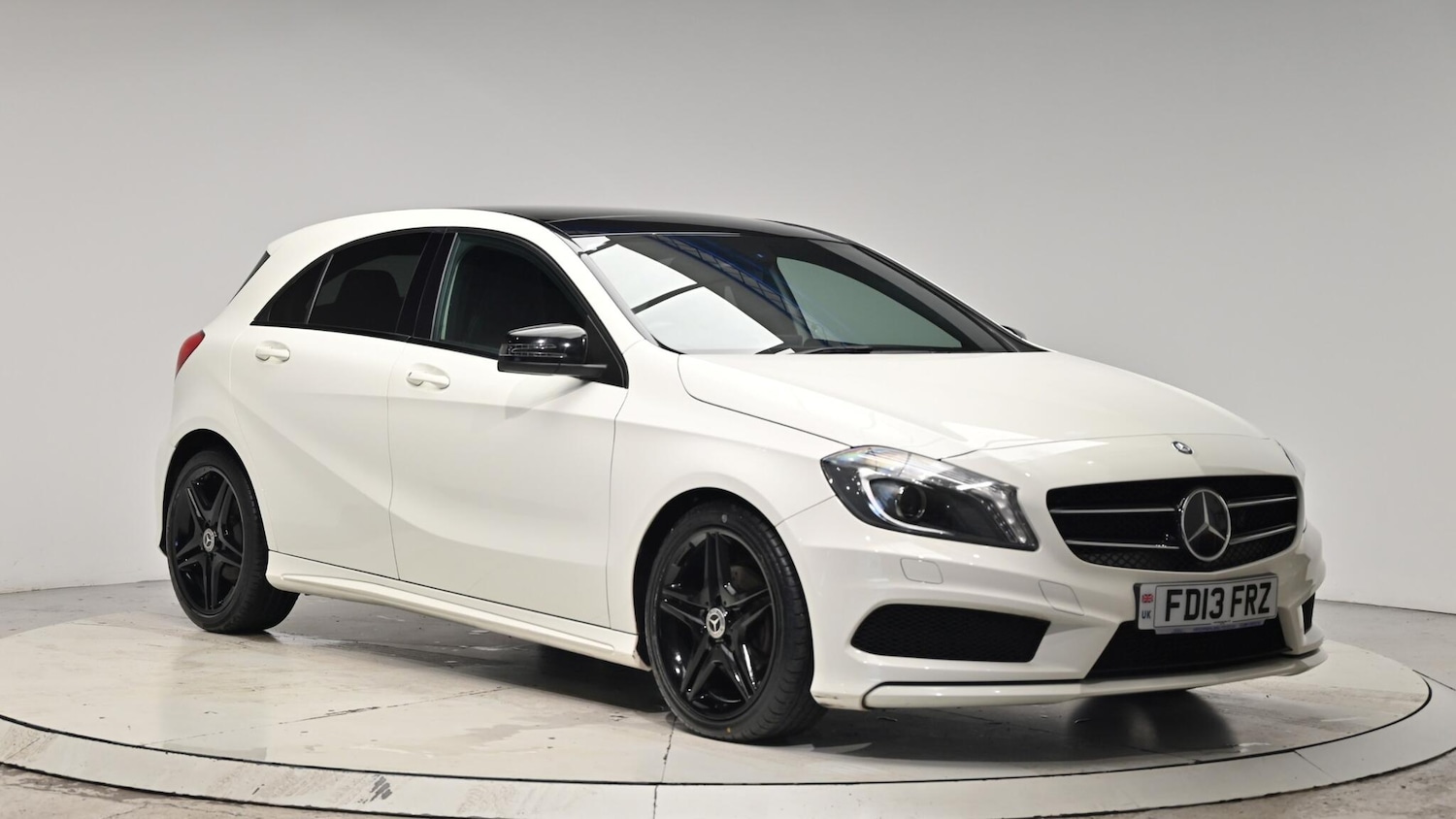Used Mercedes-Benz A-Class 2013 for sale - 76550375: Photo 1