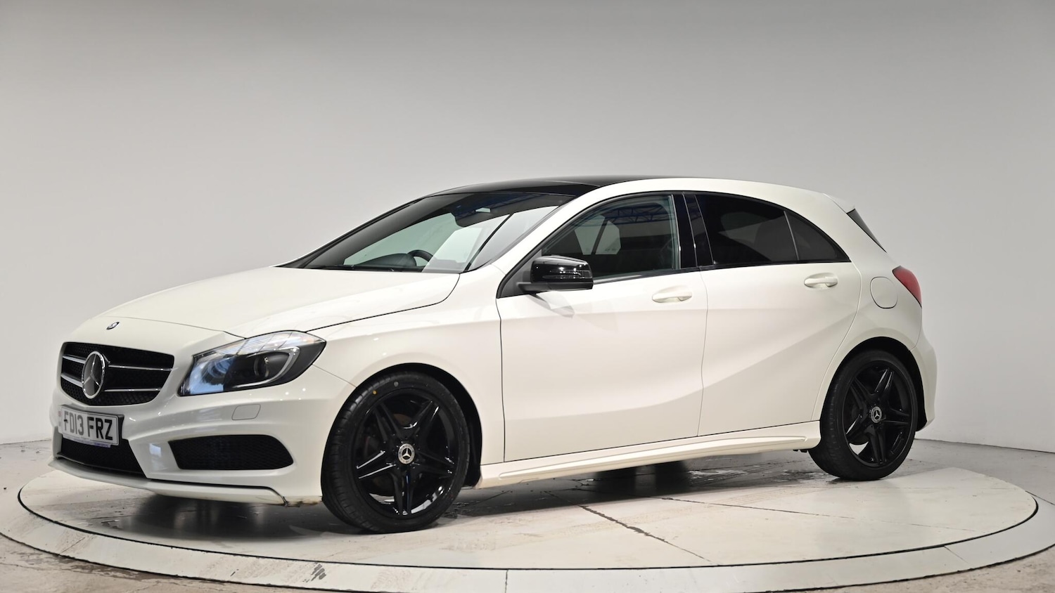 Used Mercedes-Benz A-Class 2013 for sale - 76550375: Photo 16
