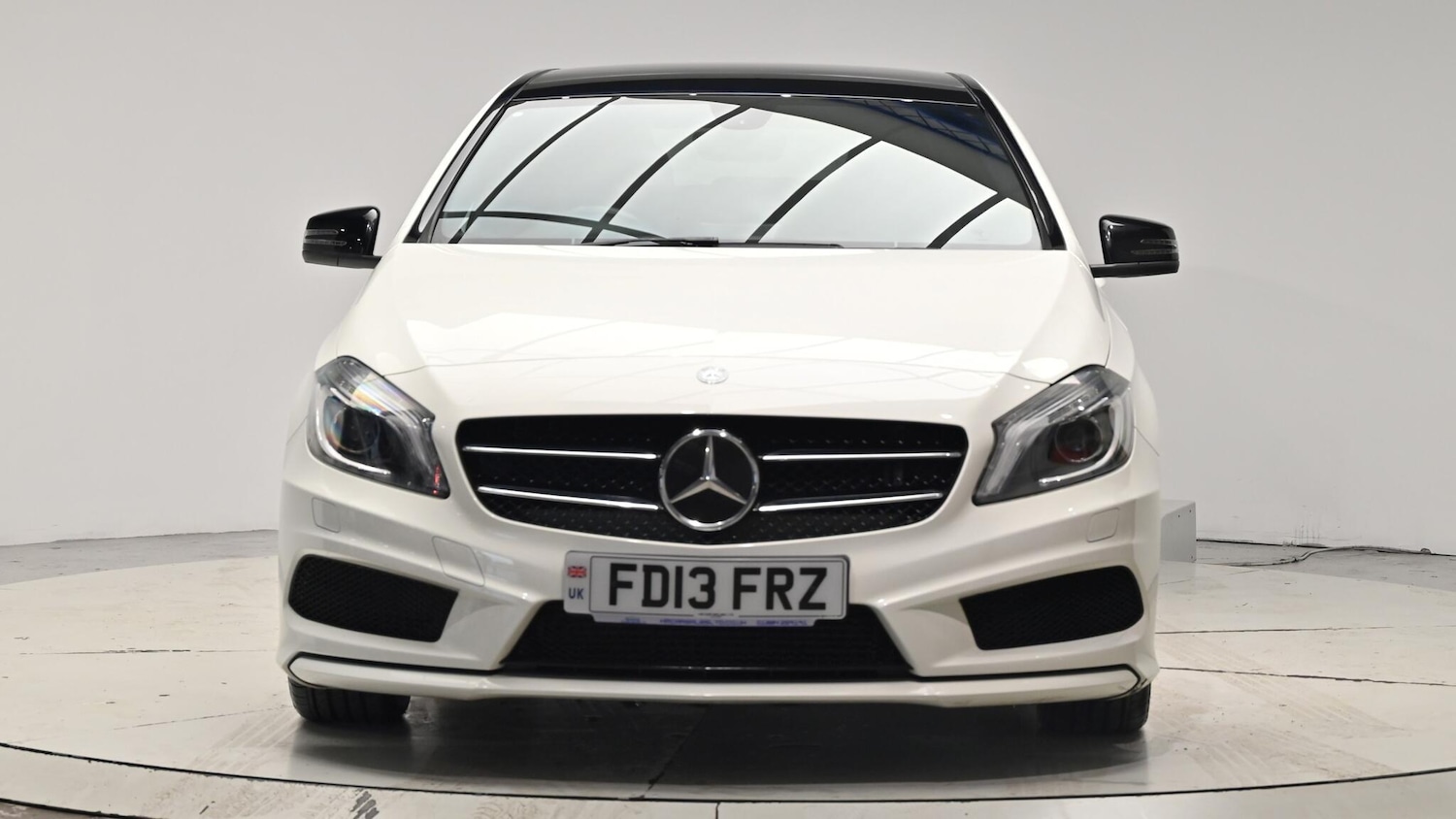 Used Mercedes-Benz A-Class 2013 for sale - 76550375: Photo 2