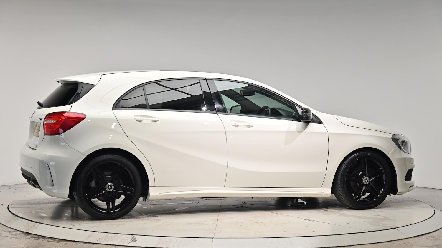 Used Mercedes-Benz A-Class 2013 for sale - 76550375: Photo 36