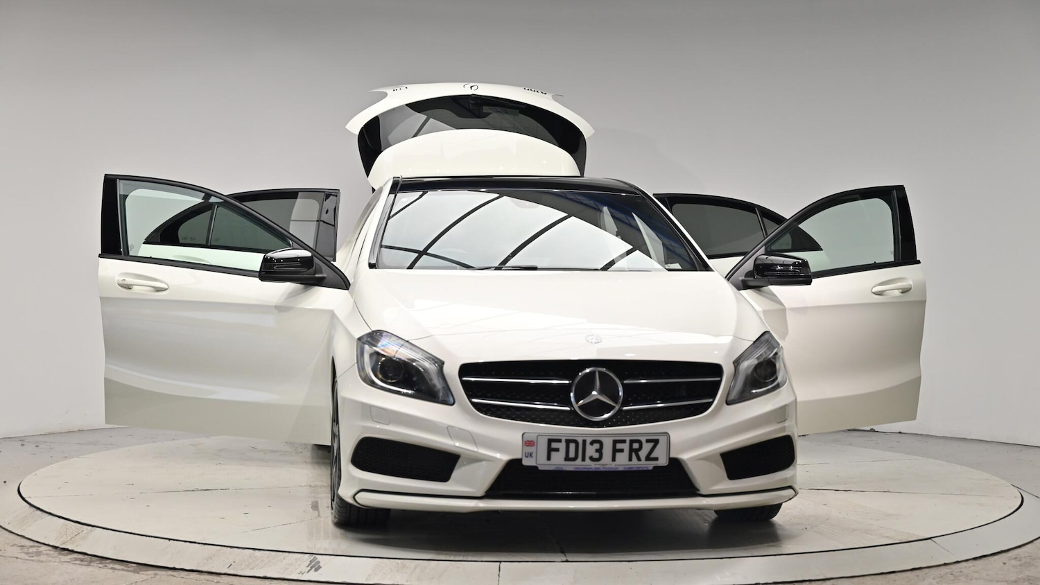 Used Mercedes-Benz A-Class 2013 for sale - 76550375: Photo 46