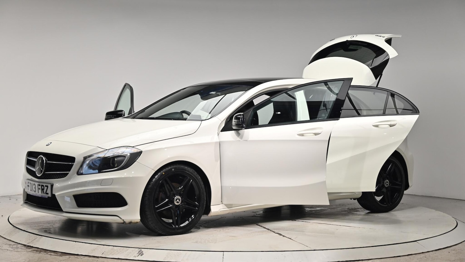 Used Mercedes-Benz A-Class 2013 for sale - 76550375: Photo 52