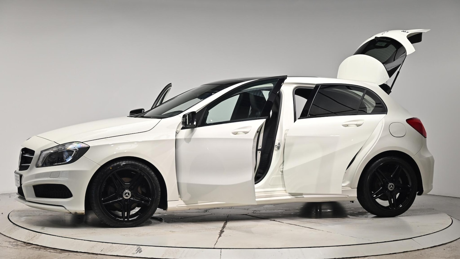 Used Mercedes-Benz A-Class 2013 for sale - 76550375: Photo 54