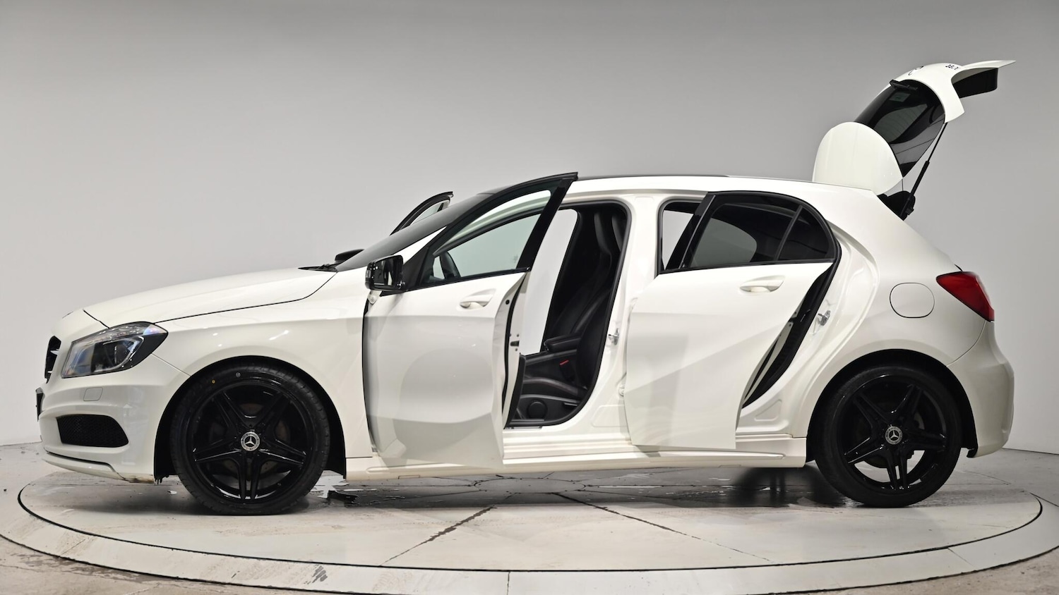 Used Mercedes-Benz A-Class 2013 for sale - 76550375: Photo 55