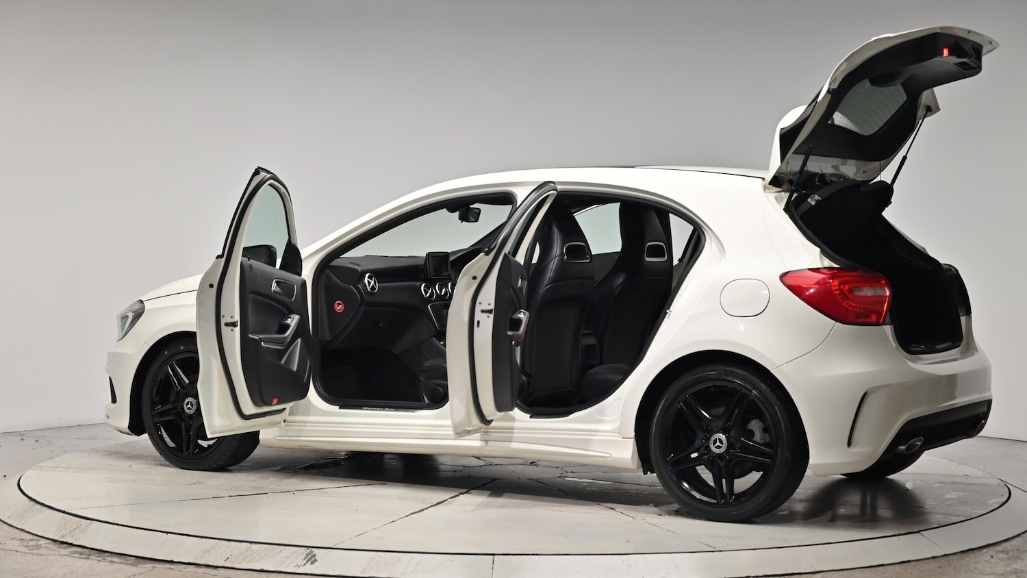 Used Mercedes-Benz A-Class 2013 for sale - 76550375: Photo 59