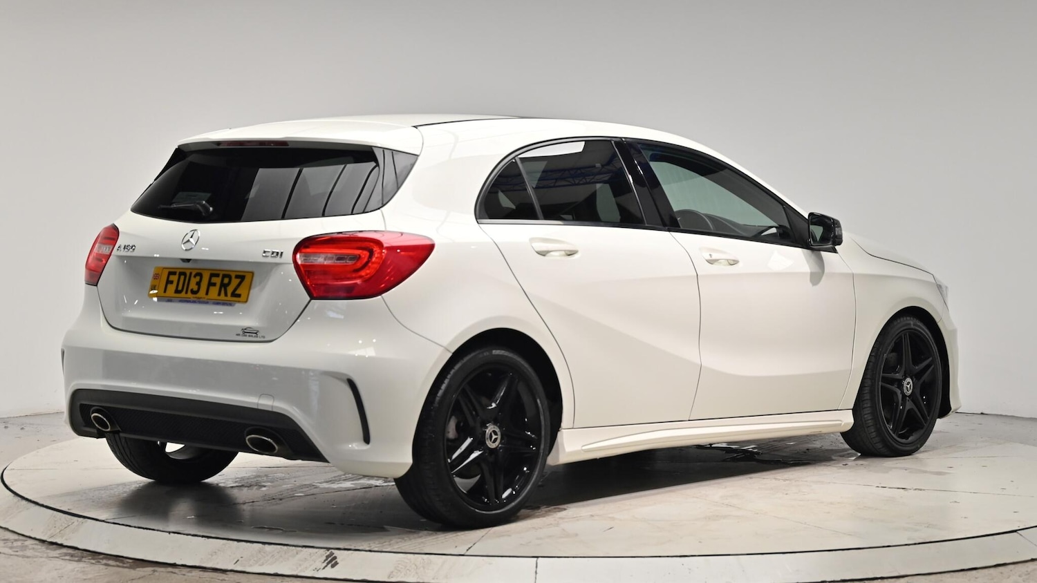 Used Mercedes-Benz A-Class 2013 for sale - 76550375: Photo 6