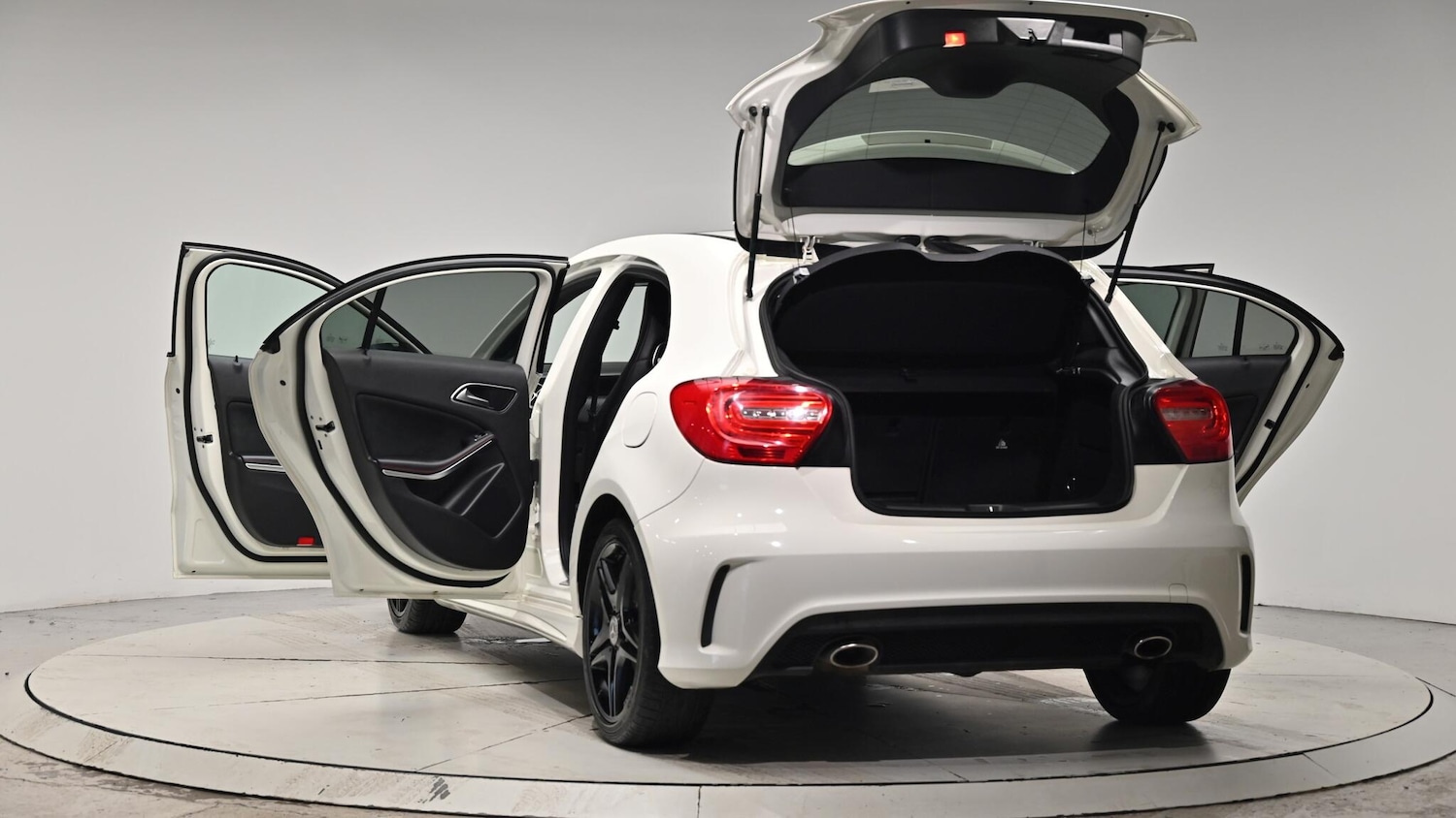 Used Mercedes-Benz A-Class 2013 for sale - 76550375: Photo 63