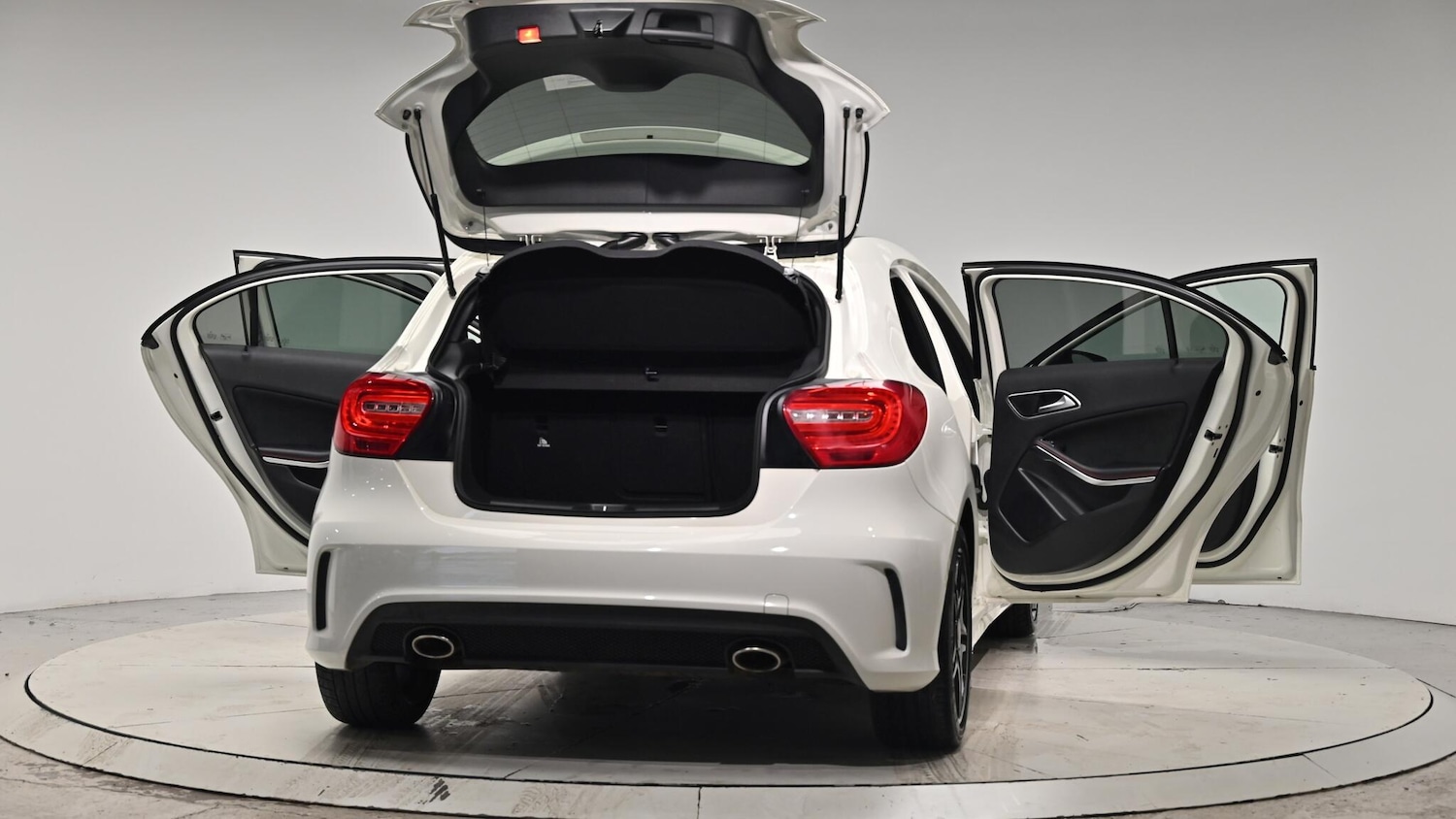 Used Mercedes-Benz A-Class 2013 for sale - 76550375: Photo 66