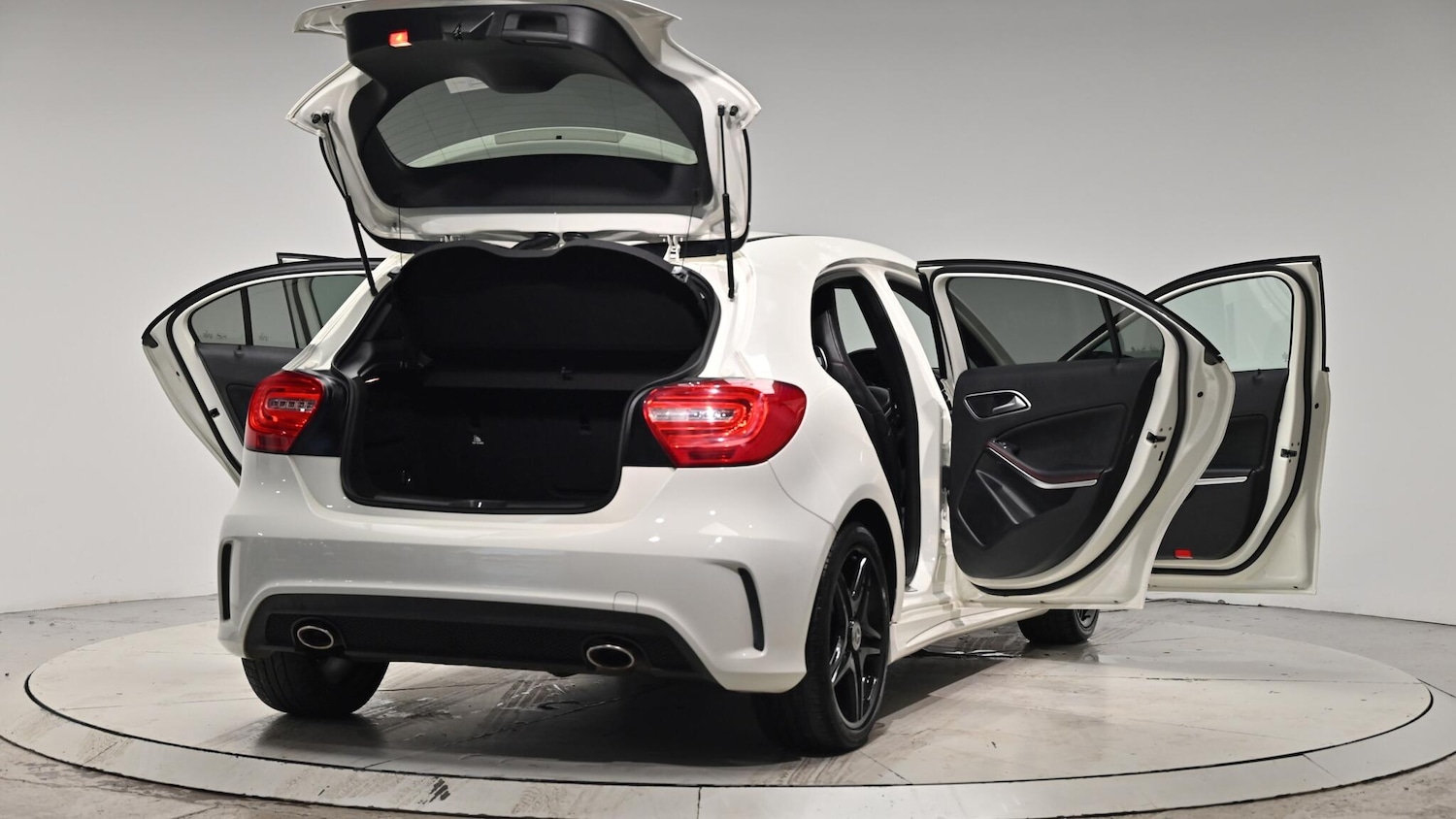 Used Mercedes-Benz A-Class 2013 for sale - 76550375: Photo 67